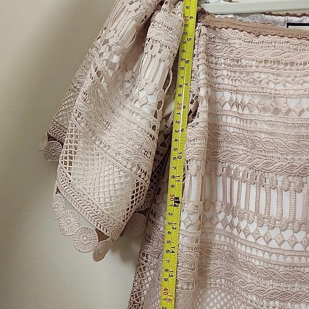 Alexis Women's  Beige Finn Off Shoulder Lace Top Small Whimsy - Picture 17 of 17